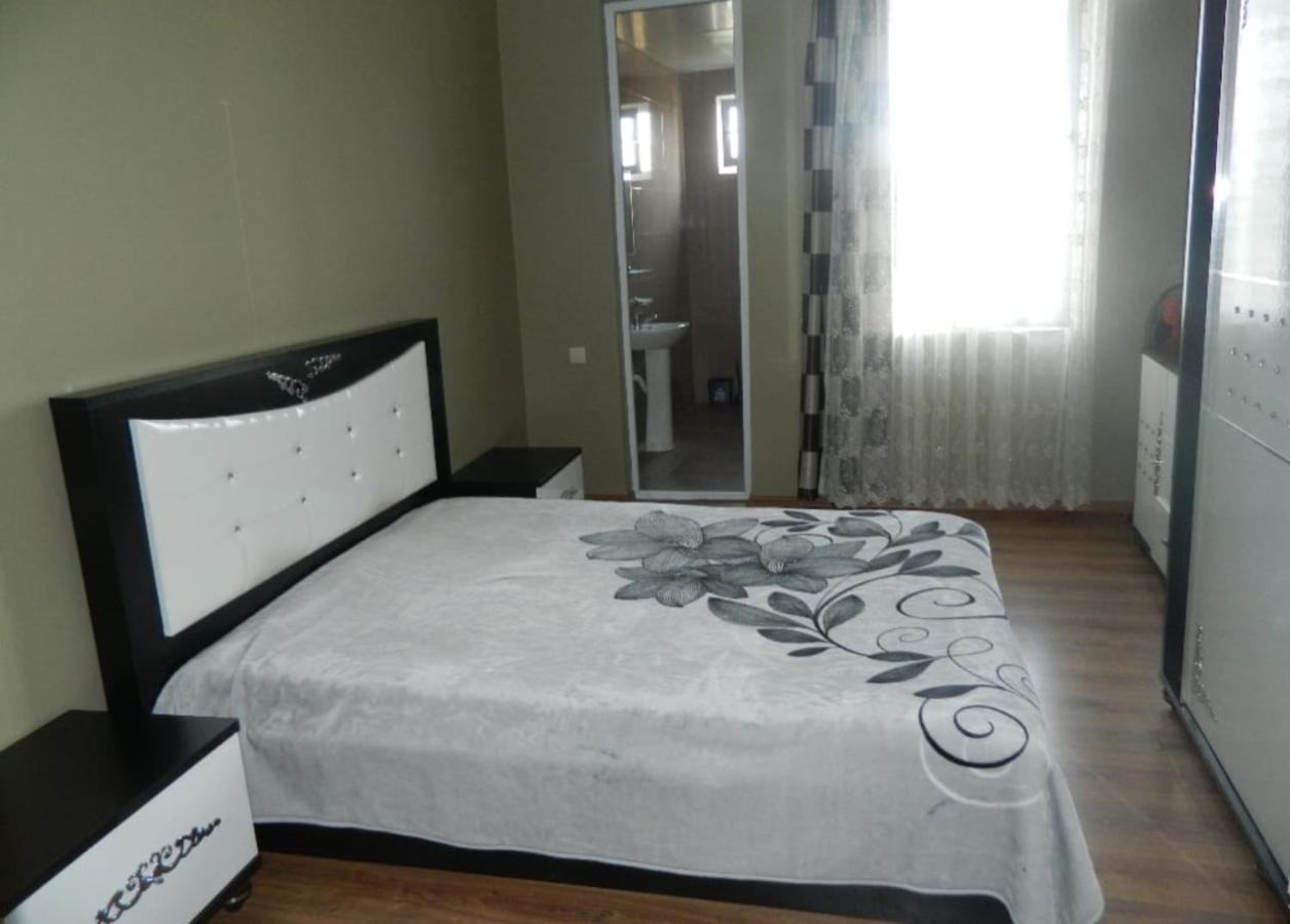 Kobuleti 4-Bedroom Apartment Eksteriør bilde