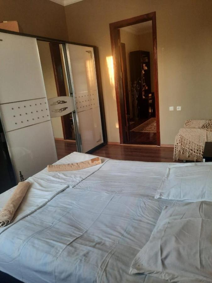 Kobuleti 4-Bedroom Apartment Eksteriør bilde